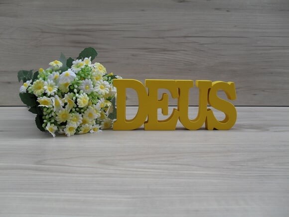Palavra decorativa DEUS - linha BK