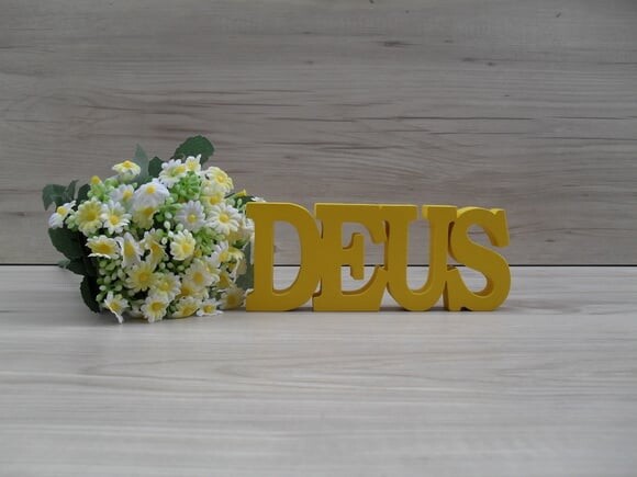 Palavra decorativa DEUS - linha BK