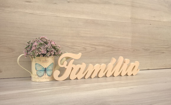 Palavra decorativa em mdf Família- Linha Clássico