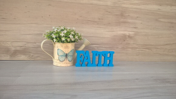 Palavra decorativa FAITH - linha BK