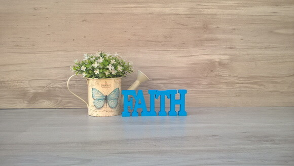 Palavra decorativa FAITH - linha BK