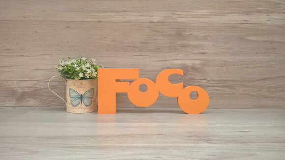 Palavra Decorativa Foco Modelo Retrô - 12 cm