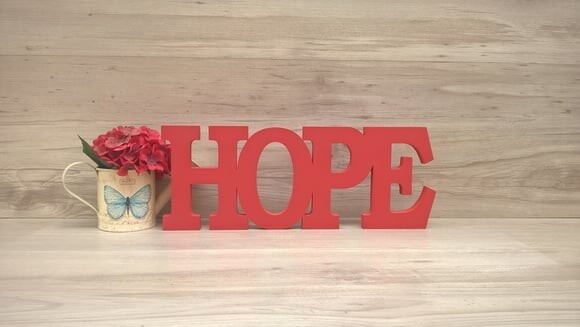 Palavra decorativa HOPE - linha BK G