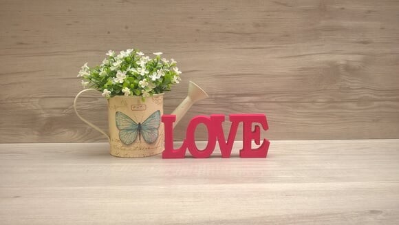 Palavra decorativa LOVE - linha BK