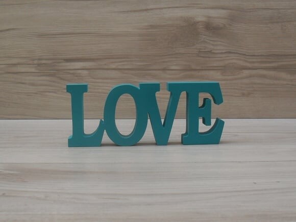 Palavra decorativa LOVE - linha BK