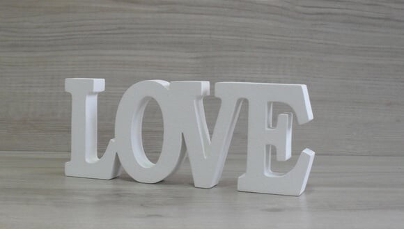 Palavra decorativa LOVE - linha BK