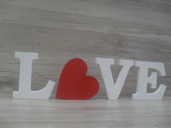 Palavra Decorativa Love Coração