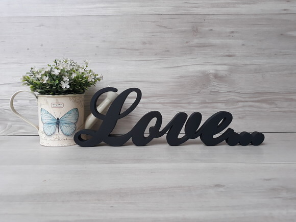 Palavra decorativa Love... - clássico