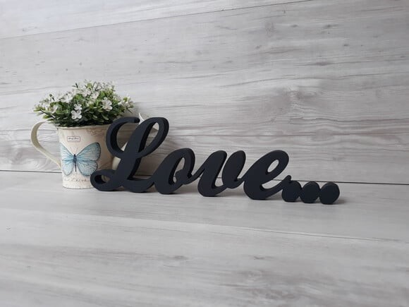 Palavra decorativa Love... - clássico