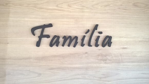 Palavra MDF de Parede - Família