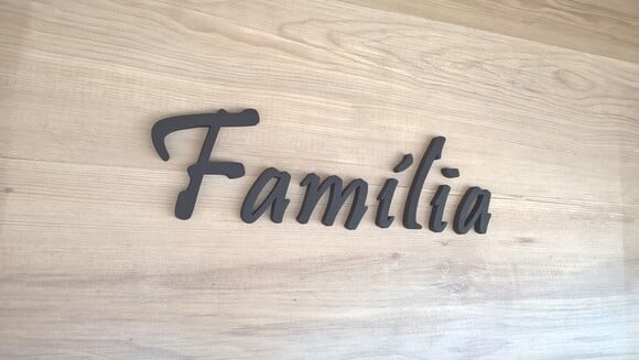 Palavra MDF de Parede - Família