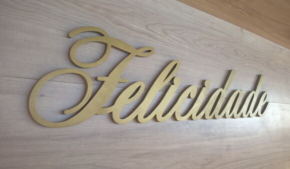 Palavra MDF de Parede - Felicidade