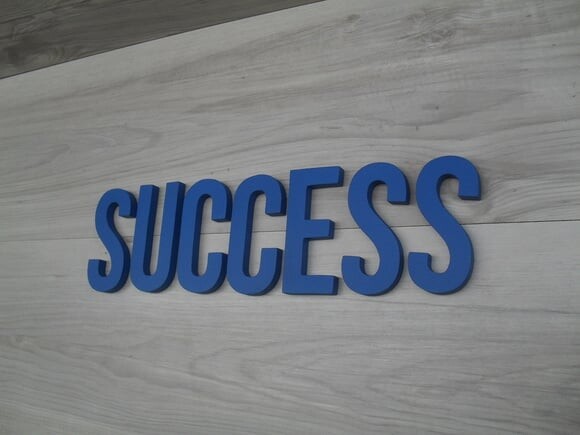 Palavra MDF de Parede - SUCCESS