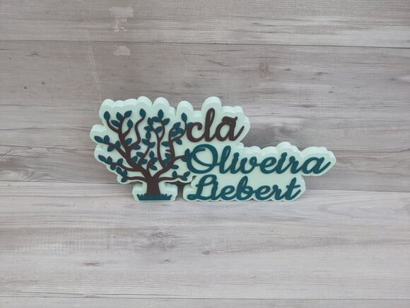 Peça de Mesa em mdf com Sobrenome - Clã Oliveira Liebert