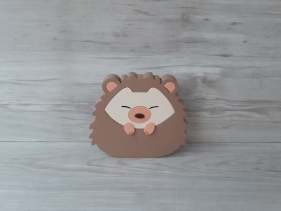 Porco espinho de mesa em MDF - Decoração Infantil - 15 cm