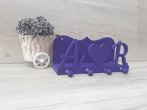 Porta Cartas/Porta Chaves de Parede com Iniciais + coração