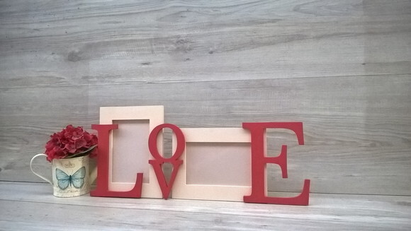 Porta Retrato Duplo LOVE Bege e Vermelho