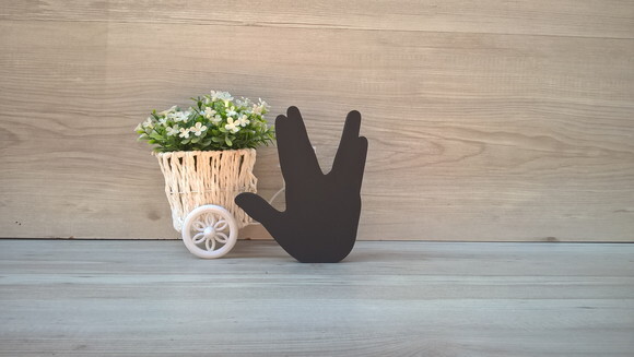Saudação Vulcana StarTrek- Peça decorativa em MDF