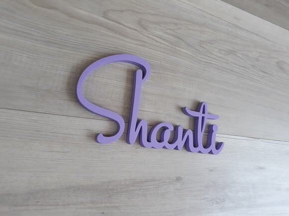 Shanti - linha ST - Palavra Decorativa em MDF (parede)