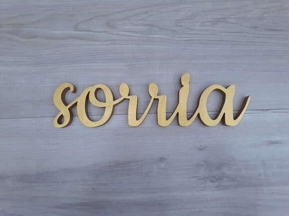 sorria - linha CK - Palavra de mesa em MDF