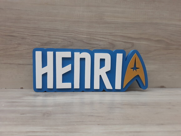 StarTrek - Nome Personalizado de Mesa em MDF - HENRI 10 cm