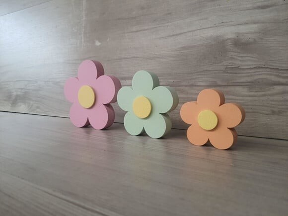 Trio de Flores de Mesa em mdf