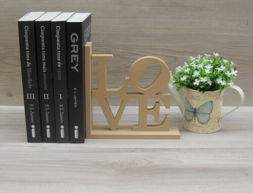 Aparador de Livros Love NY