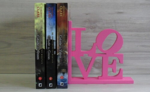 Aparador de Livros Love NY
