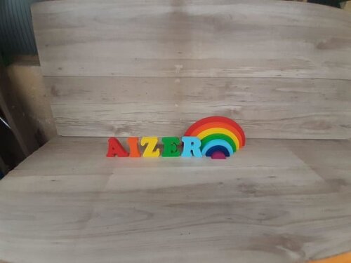 Arco Íris + Nome 5 letras - peças de mesa em mdf