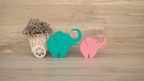 Combo Elefantes de mesa em MDF - Decoração - 10 e 13 cm