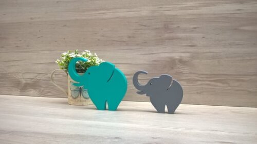 Combo Elefantes de mesa em MDF - Decoração - 10 e 13 cm