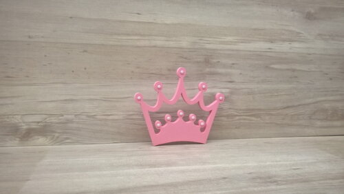 Coroa em mdf com aplicação de strass ou pérola - 13 cm