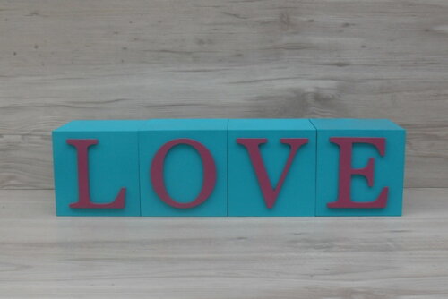 Cubos Decorativos LOVE - 10 x 10 x 10 cm