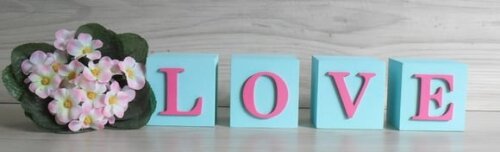 Cubos Decorativos LOVE - 6 x 6 x 6 cm