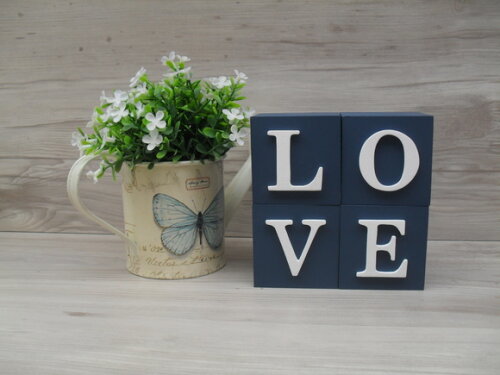 Cubos Decorativos LOVE - 8 x 8 x 8 cm