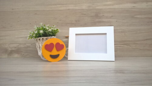 Duo Porta retrato + Emoji Apaixonado