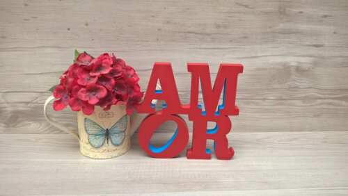 Escultura AMOR - 15 cm