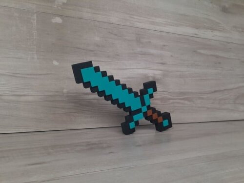 Espada de Mesa em mdf - Tema Minecraft - 15 cm