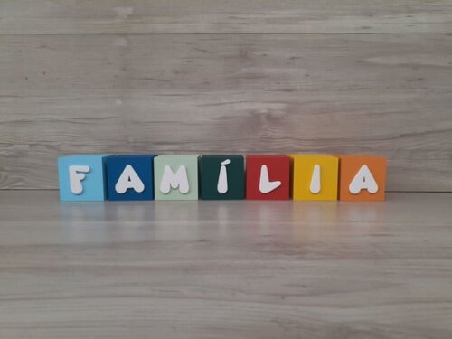 Família em Cubos Decorativos - Mod. Infantil - 6 x 6 x 6 cm