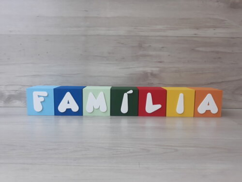 Família em Cubos Decorativos - Mod. Infantil - 8 x 8 x 8 cm