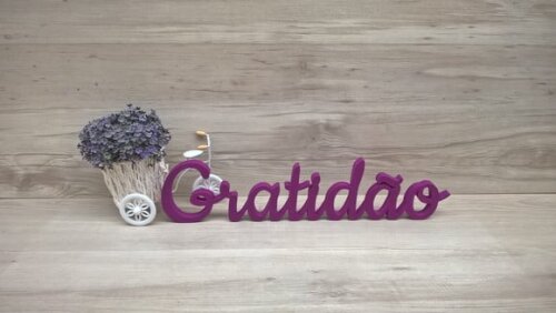 Gratidão - Palavra de mesa em MDF - TAMANHO G