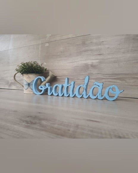 Gratidão - Palavra de Mesa em mdf - Tamanho m