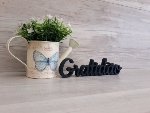 Gratidão - Palavra de mesa em MDF - Tamanho P