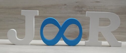 Iniciais com simbolo Infinito - 10 cm