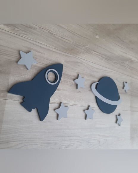 Kit Espacial de Parede em mdf - Foguete + Planeta + Estrelas
