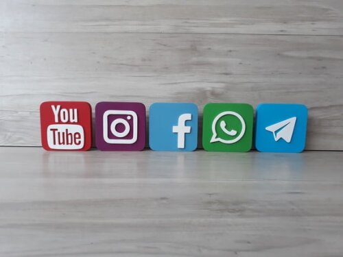 Kit Mídias Sociais - Peças de Mesa em mdf - 12 cm