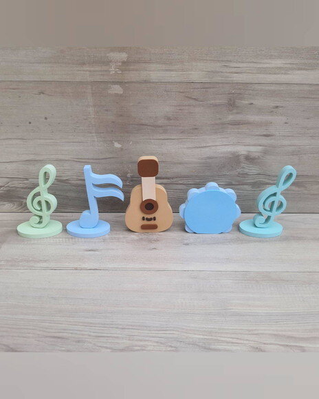 Kit Musical em mdf - 3 Notas Musicais, Pandeiro e Violão