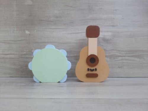 Kit Musical em mdf - Pandeiro e Violão