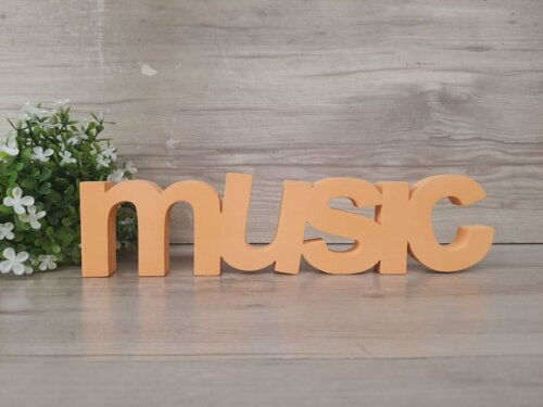 Music - Palavra de Mesa em mdf - Tamanho m