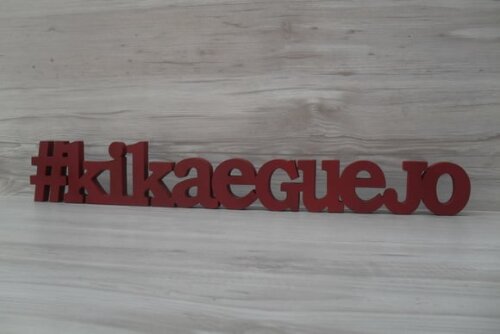 Nome de Mesa em mdf - #kikaeguejo - 8 cm - Linha Bk
